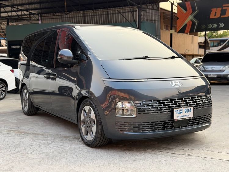 รถ Hyundai Staria 2.2 SEL สี เทา