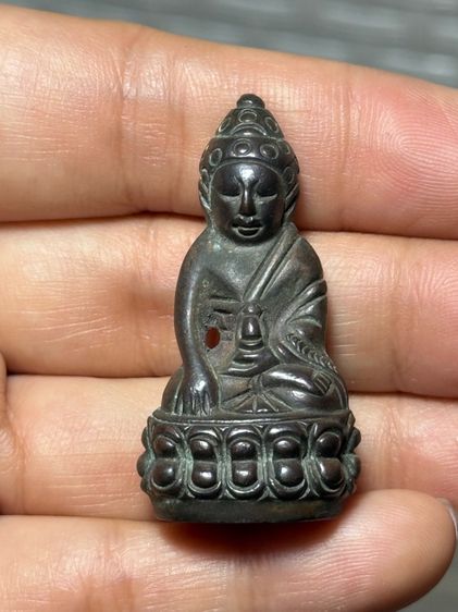 พระบ้าน พระคู่