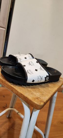 MCM รองเท้าแตะ SIZE 42  รูปที่ 3