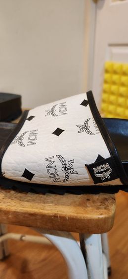 MCM รองเท้าแตะ SIZE 42  รูปที่ 8