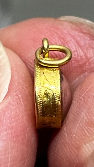 เหรียญนะโม หลวงพ่อคล้าย วัดสวนขัน เลี่ยมทองคำแท้ รูปที่ 3