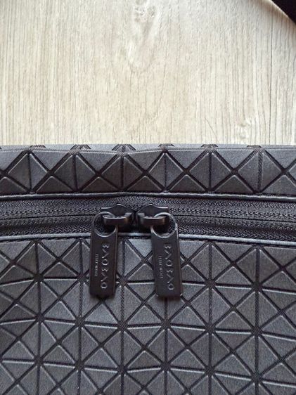 กระเป๋า BaoBao Kuro Sash crossbody รูปที่ 3
