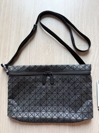 กระเป๋า BaoBao Kuro Sash crossbody รูปที่ 2