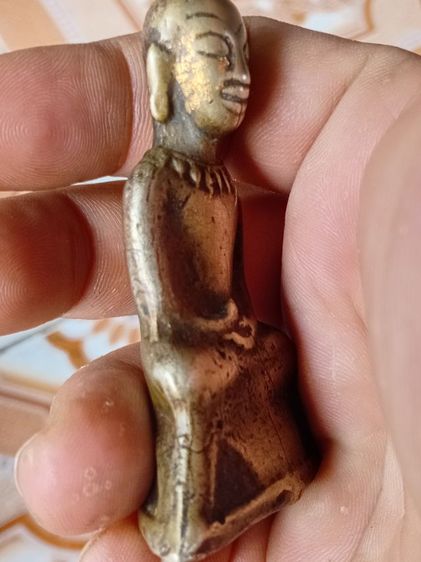 พ่องั่งสร้อยสังวาลเศียรโล้นเนื้อทองบวบ รูปที่ 7