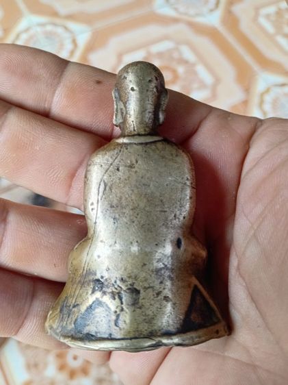พ่องั่งสร้อยสังวาลเศียรโล้นเนื้อทองบวบ รูปที่ 4