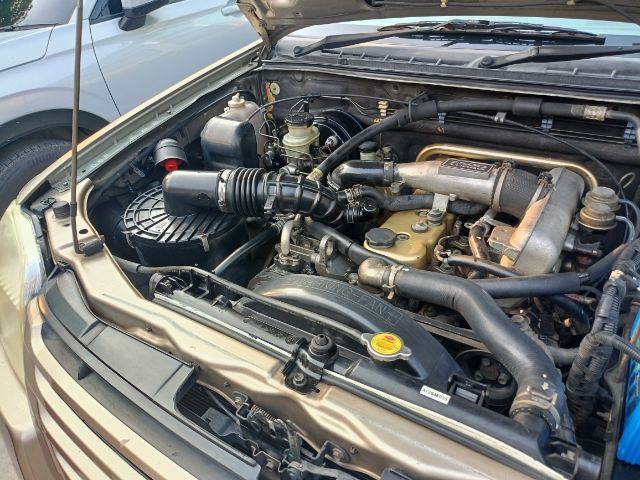 รถ Isuzu D-MAX 2.5 SLX Ddi i-TEQ สี บรอนซ์ทอง