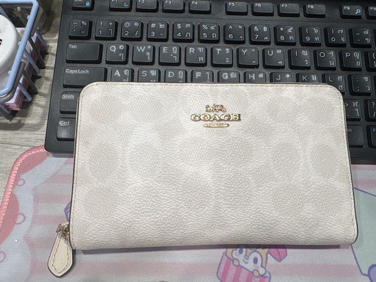 กระเป๋าตังค์ 