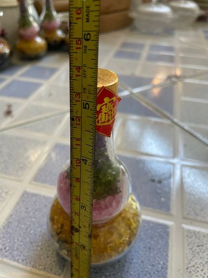 ขวด  นำ้เต้า บรรจุ  หินสี  ของมงคล    รูปที่ 5