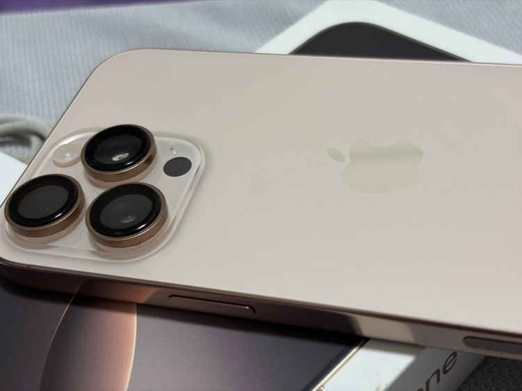iPhone 16 Pro Max  Desert Titanium , 256GB รูปที่ 3