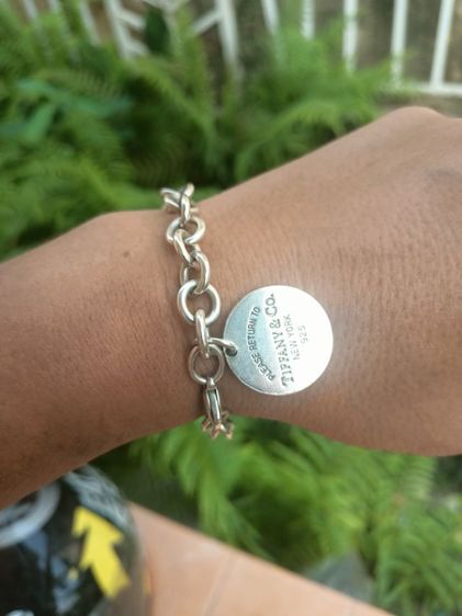 Tiffany Co. Sterling Silver 925 Tiffany Wrist size 7 Inc.36g.New York Usa.Made สร้อยข้อมือผู้ชาย แบรนด์ดังจับต้องได้ ข้อมือ 7 นิ้ว หนัก 2บาท รูปที่ 8