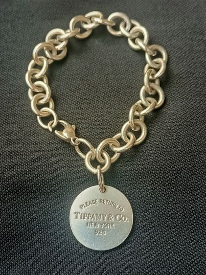 Tiffany Co. Sterling Silver 925 Tiffany Wrist size 7 Inc.36g.New York Usa.Made สร้อยข้อมือผู้ชาย แบรนด์ดังจับต้องได้ ข้อมือ 7 นิ้ว หนัก 2บาท รูปที่ 5