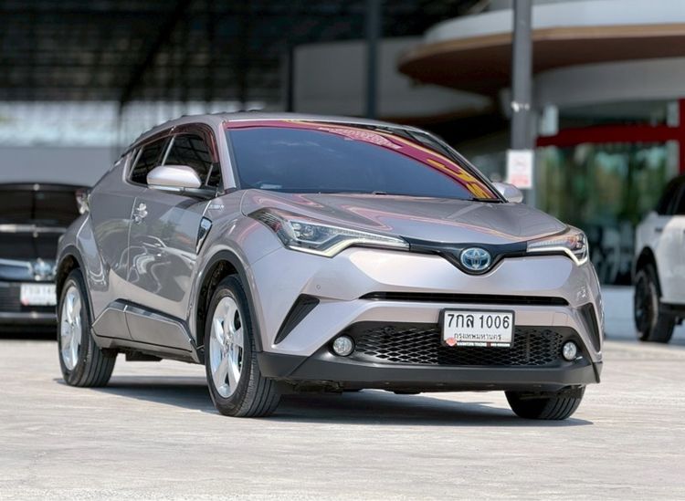 Toyota C-HR 2018 1.8 HV Hi Utility-car ไฮบริด ไม่ติดแก๊ส เกียร์อัตโนมัติ เทา รูปที่ 3
