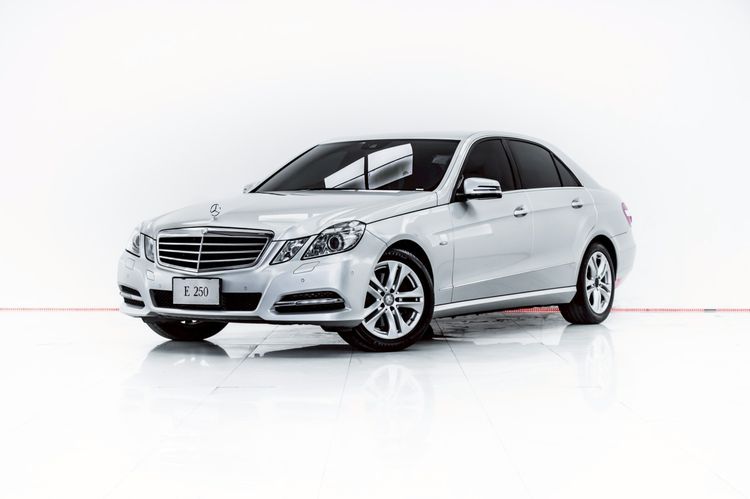 MERCEDES-BENZ E-CLASS E250 1.8 CGI W212 AT 2012 ออกรถ 0 บาท รหัสรถ 3B593