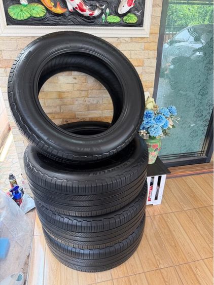 MICHELIN SUV 235 60 18