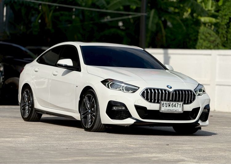 BMW Series 2 2019 218i Sedan เบนซิน ไม่ติดแก๊ส เกียร์อัตโนมัติ ขาว รูปที่ 3