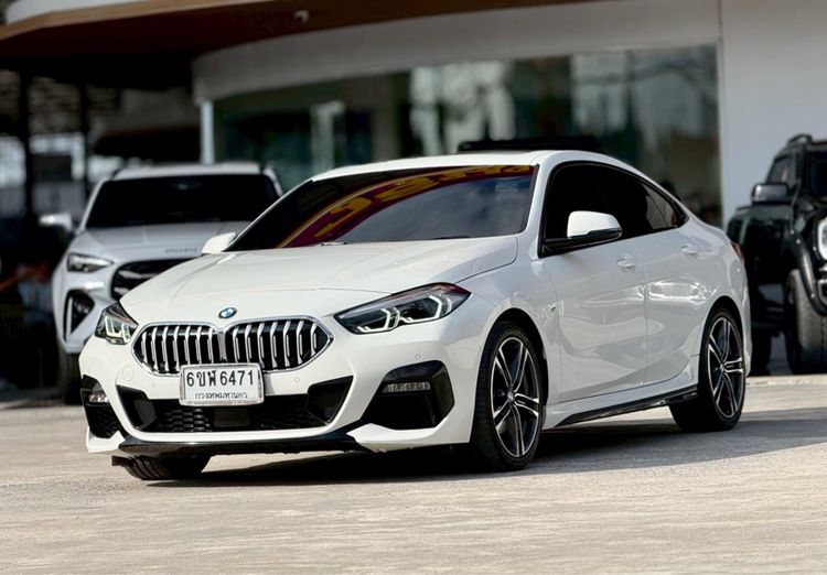 รถ BMW Series 2 218i สี ขาว