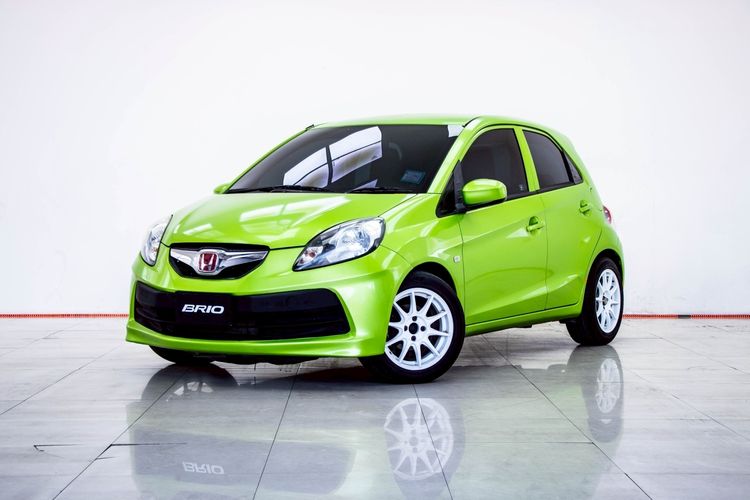 รถ Honda Brio 1.2 V สี เขียว