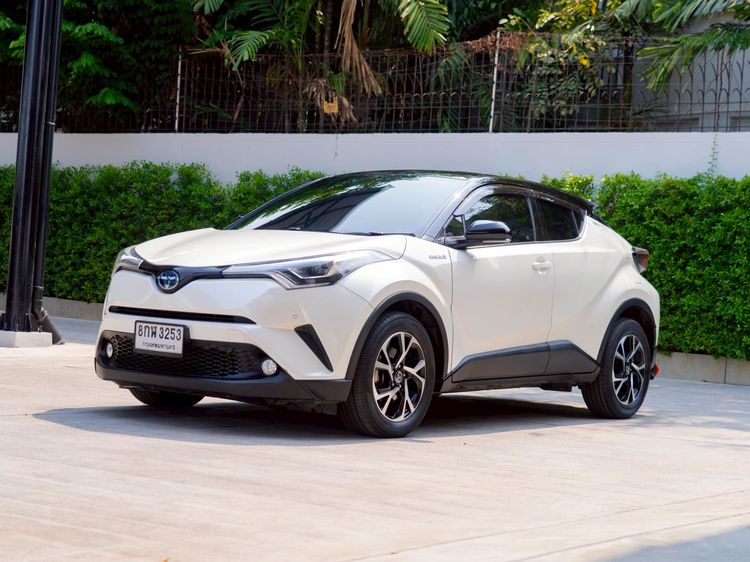 Toyota C-HR 2019 1.8 Hybrid Hi Utility-car ไฮบริด ไม่ติดแก๊ส เกียร์อัตโนมัติ ขาว รูปที่ 3