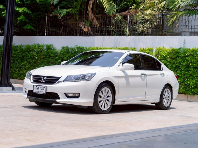 Honda Accord 2013 2.0 EL Sedan เบนซิน ไม่ติดแก๊ส เกียร์อัตโนมัติ ขาว รูปที่ 2
