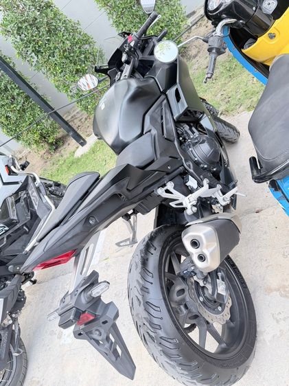 Honda CBR500R 2024 สีดำ Mat Gunpowder Black Metallic  รูปที่ 4