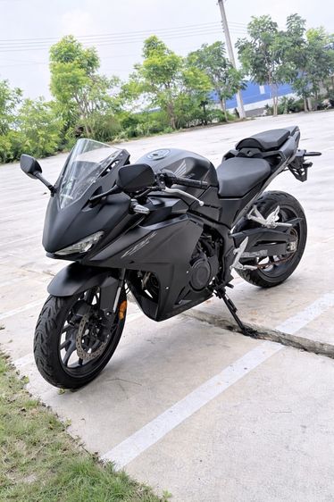 Honda CBR500R 2024 สีดำ Mat Gunpowder Black Metallic  รูปที่ 6