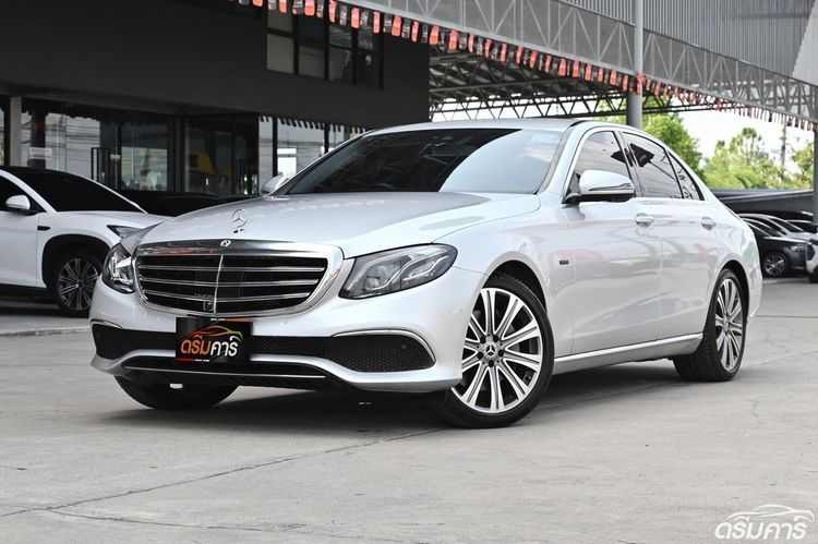 Benz E350e Exclusive W213 ปี 2018 รถเบนซ์มือสองสภาพสวยไมล์น้อยเจ้าของเดียวออกศูนย์ไทยประวัติดี (รหัสสินค้า IGBE)
