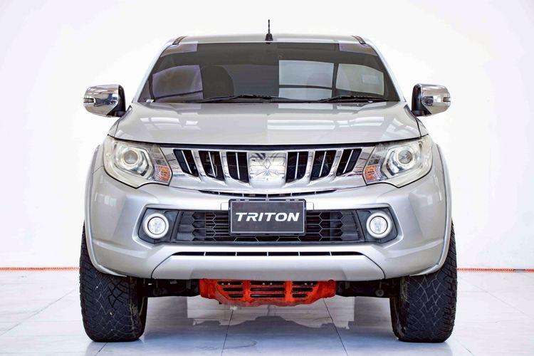 Mitsubishi Triton 2015 2.4 GLS Plus Pickup ดีเซล ไม่ติดแก๊ส เกียร์ธรรมดา เทา รูปที่ 4