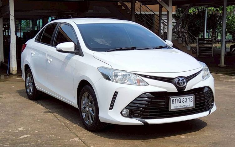 Toyota Vios 2019 1.5 E Sedan เบนซิน ไม่ติดแก๊ส เกียร์อัตโนมัติ ขาว รูปที่ 3