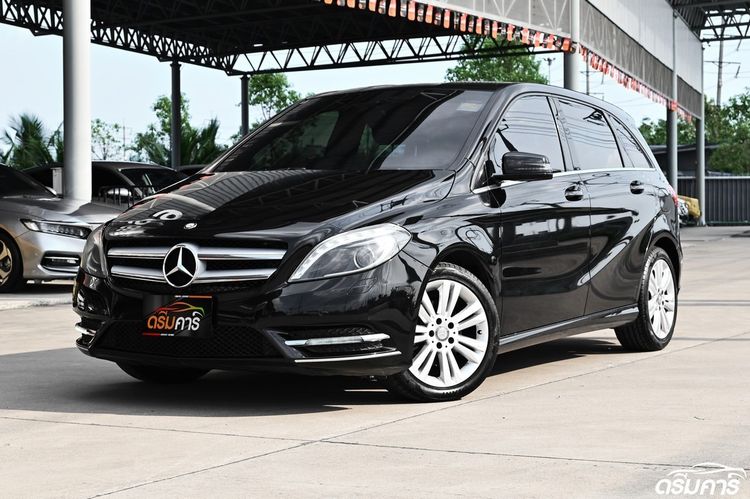 Benz B180 1.6 W246 ปี 2015 รถเบนซ์มือสอง 5 ประตูสภาพสวยจัดรถศูนย์ไทยราคาประหยัดผ่อนถูก (รหัสสินค้า HAAB)