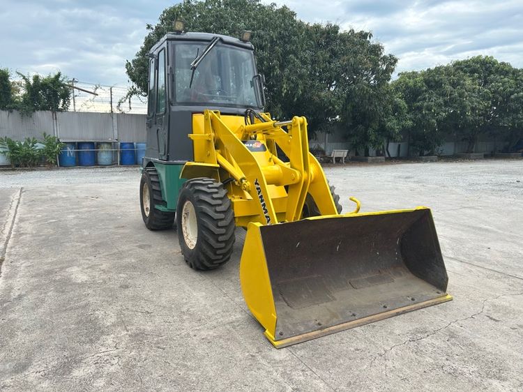 รถตักล้อยาง YANMAR รุ่น V3-2 บุ้งกี๋ 0.4 คิว  รถเก่านอกนำเข้า รูปที่ 6