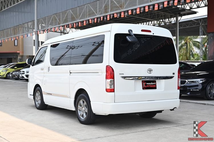 Toyota Ventury 2017 3.0 G Van ดีเซล ไม่ติดแก๊ส เกียร์อัตโนมัติ ขาว รูปที่ 3