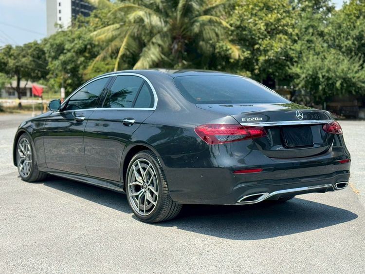 Mercedes-Benz E-Class 2023 E220d Sedan ดีเซล ไม่ติดแก๊ส เกียร์อัตโนมัติ เทา รูปที่ 2