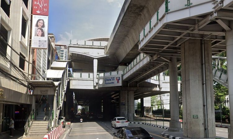 มีบางส่วน ขายบ้าน 2 ชั้นพร้อมที่ดิน 223 ตร.ว. ทำเลพระโขนง ติด BTS ปุณณวิถี รูปที่ 2