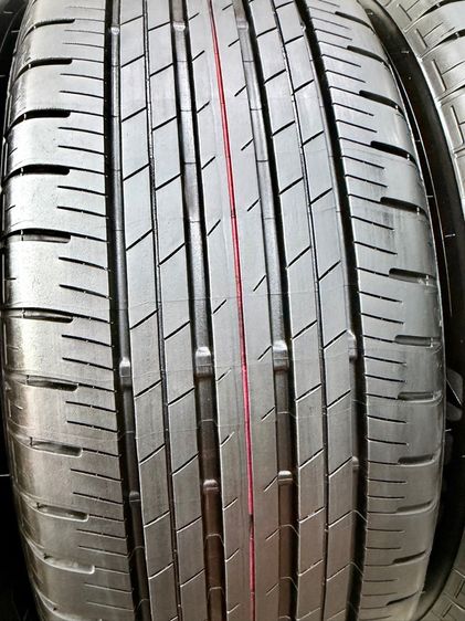 ยางถอดป้ายแดงขอบ 17” ยี่ห้อ BRIDGESTONE รุ่น ALENZA HL33 ขนาด 215-60R17 ปี 25 ครีบหน้ายางยังอยู่ครบ  รูปที่ 7