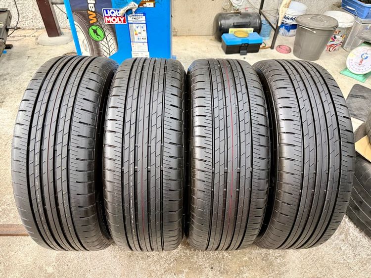 ยางถอดป้ายแดงขอบ 17” ยี่ห้อ BRIDGESTONE รุ่น ALENZA HL33 ขนาด 215-60R17 ปี 25 ครีบหน้ายางยังอยู่ครบ  รูปที่ 9