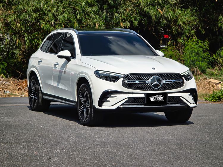 รถ Mercedes-Benz GLC-Class GLC350e สี ขาว