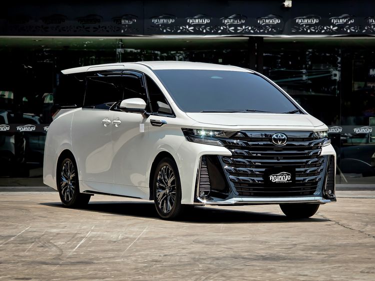 รถ Toyota Vellfire 2.5 Z สี ขาว