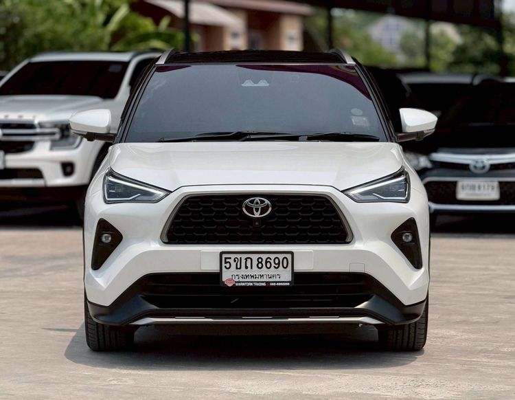 รถ Toyota Yaris 1.5 G สี ขาว