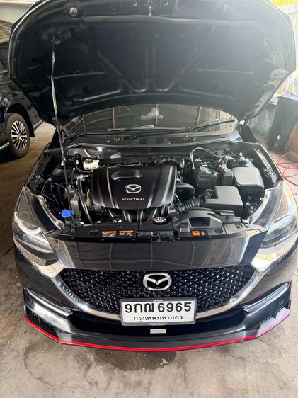 Mazda Mazda 2 2021 1.3 Skyactiv-G Sedan เบนซิน ไม่ติดแก๊ส เกียร์อัตโนมัติ ดำ รูปที่ 2