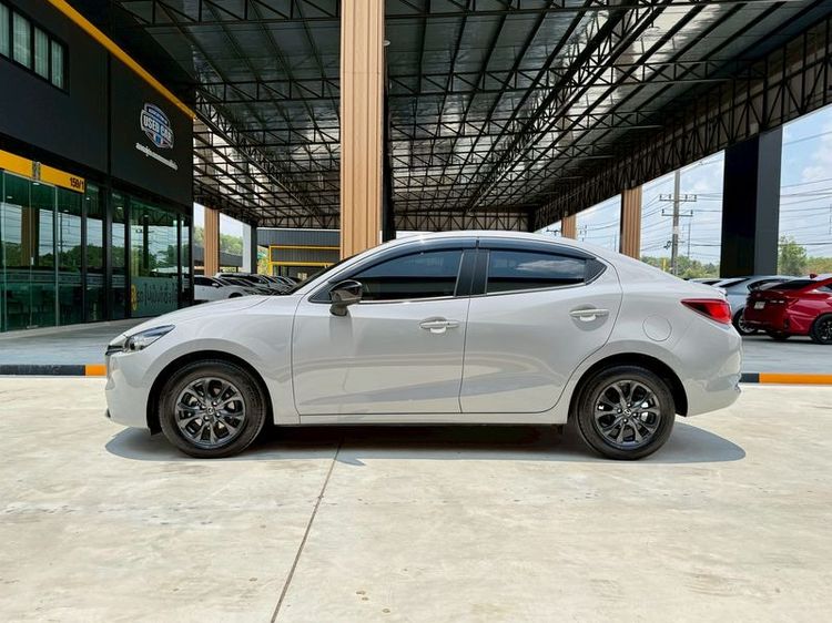 Mazda Mazda 2 2026 1.3 Sedan เบนซิน ไม่ติดแก๊ส เกียร์อัตโนมัติ เทา รูปที่ 3