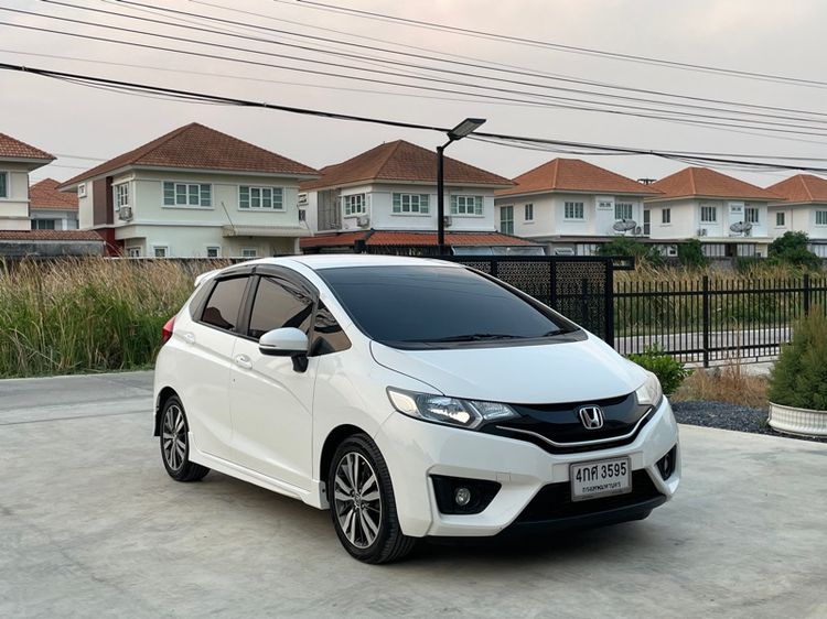 รถ Honda Jazz 1.5 SV i-VTEC สี ขาว