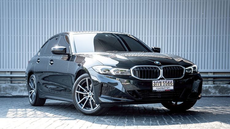 รถ BMW Series 3 320d สี ดำ