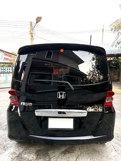Honda Freed 2013 1.5 E Sedan เบนซิน ไม่ติดแก๊ส เกียร์อัตโนมัติ ดำ รูปที่ 2