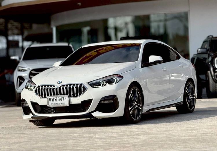 รถ BMW Series 3 320d สี ขาว