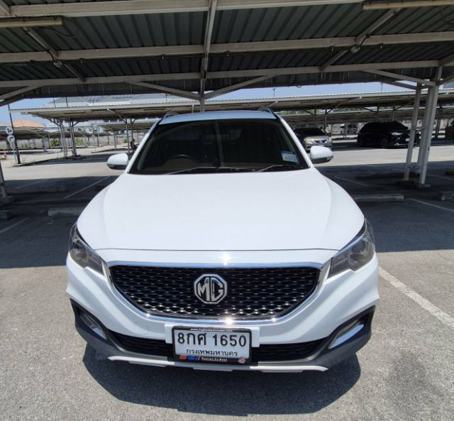 MG ZS 2018 1.5 D Utility-car เบนซิน ไม่ติดแก๊ส เกียร์อัตโนมัติ ขาว รูปที่ 2
