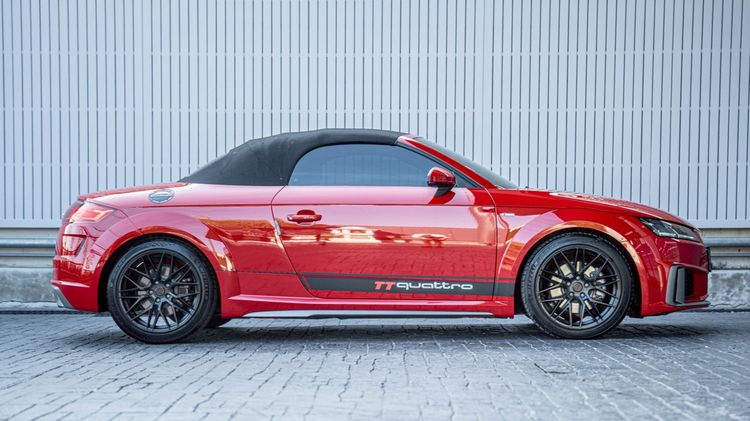 Audi Audi TT  2019 2.0 TFSI Quattro S Line 4WD Sedan เบนซิน ไม่ติดแก๊ส เกียร์อัตโนมัติ แดง รูปที่ 4