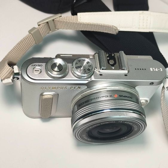 Olympus PEN E-PL8 + เลนส์ 14-42mm สีขาว สภาพสวย ถ่ายคาเฟ่สวยมาก พร้อมใช้งาน รูปที่ 4