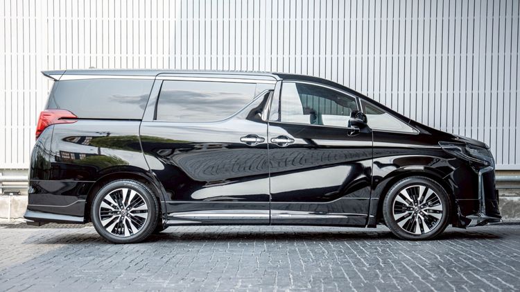 Toyota Alphard 2023 2.5 S C-Package Van เบนซิน ไม่ติดแก๊ส เกียร์อัตโนมัติ ดำ รูปที่ 4