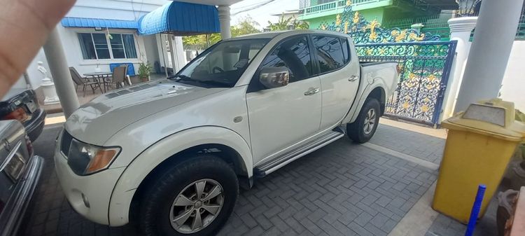 Mitsubishi Triton 2007 2.4 GLS Limited Plus Pickup ดีเซล เกียร์ธรรมดา ขาว รูปที่ 4