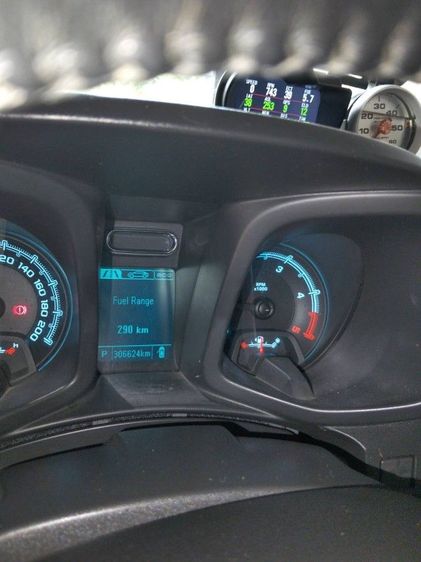 Chevrolet Trailblazer 2013 2.8 LT ดีเซล เกียร์อัตโนมัติ ดำ รูปที่ 4